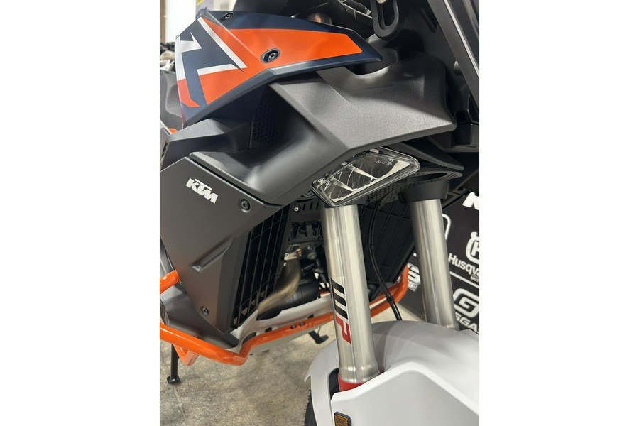 2026 1390 Super Adventure R - KTM