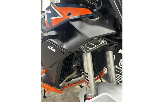 2026 1390 Super Adventure R - KTM