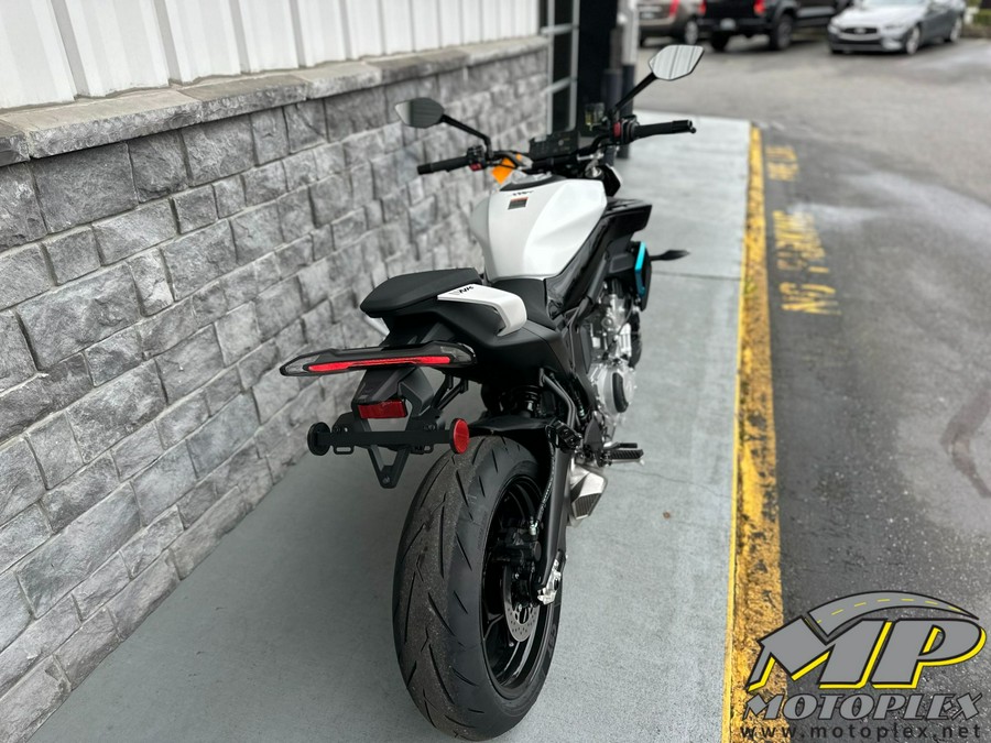 2026 CFMOTO 675NK