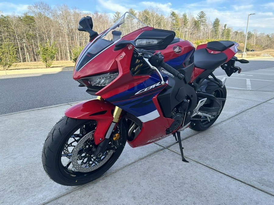 2024 Honda CBR1000RR