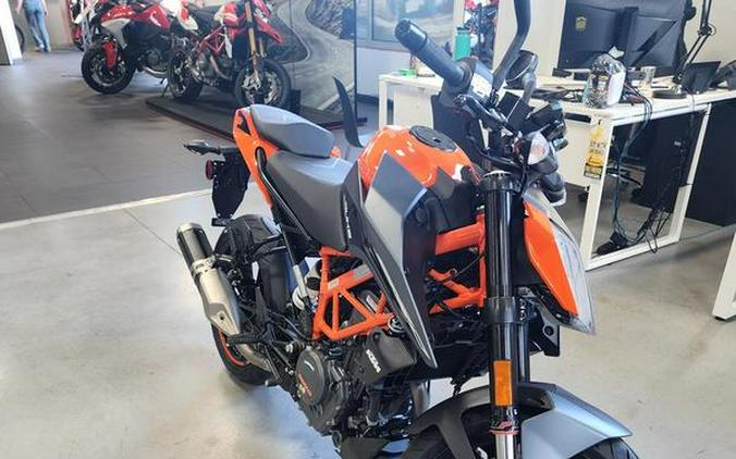 2023 KTM Duke 390