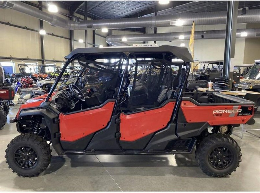 2023 Honda® Pioneer 1000-6 Deluxe Crew