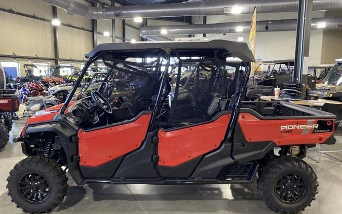 2023 Honda® Pioneer 1000-6 Deluxe Crew