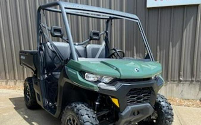 2024 Can-Am® Defender DPS HD9 Tundra Green