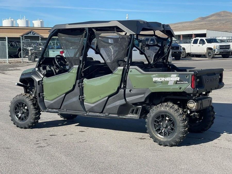 2023 Honda Pioneer 1000-6 Crew Deluxe