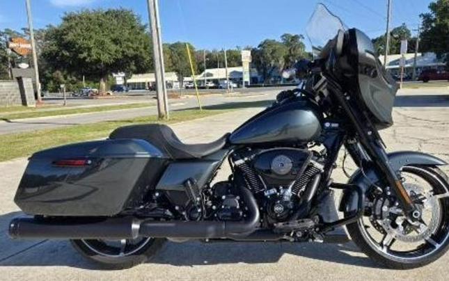 2025 Harley-Davidson® FLHX - Street Glide®