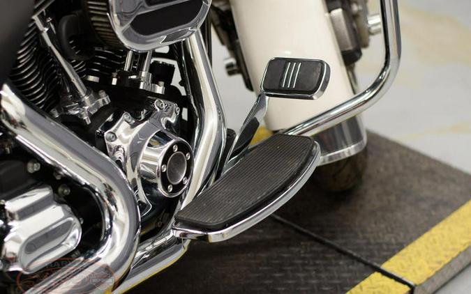 2015 Harley-Davidson® Electra Glide® Police