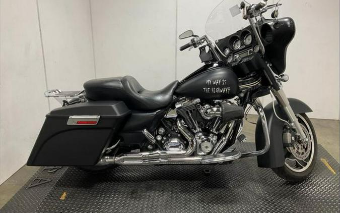 2010 Harley-Davidson Street Glide Base