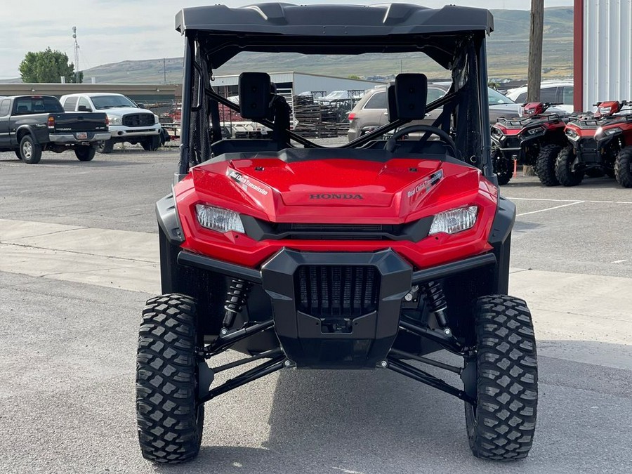 2023 Honda Pioneer 1000-6 Crew Deluxe