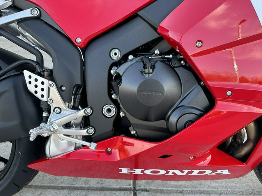 2024 Honda CBR600RR ABS