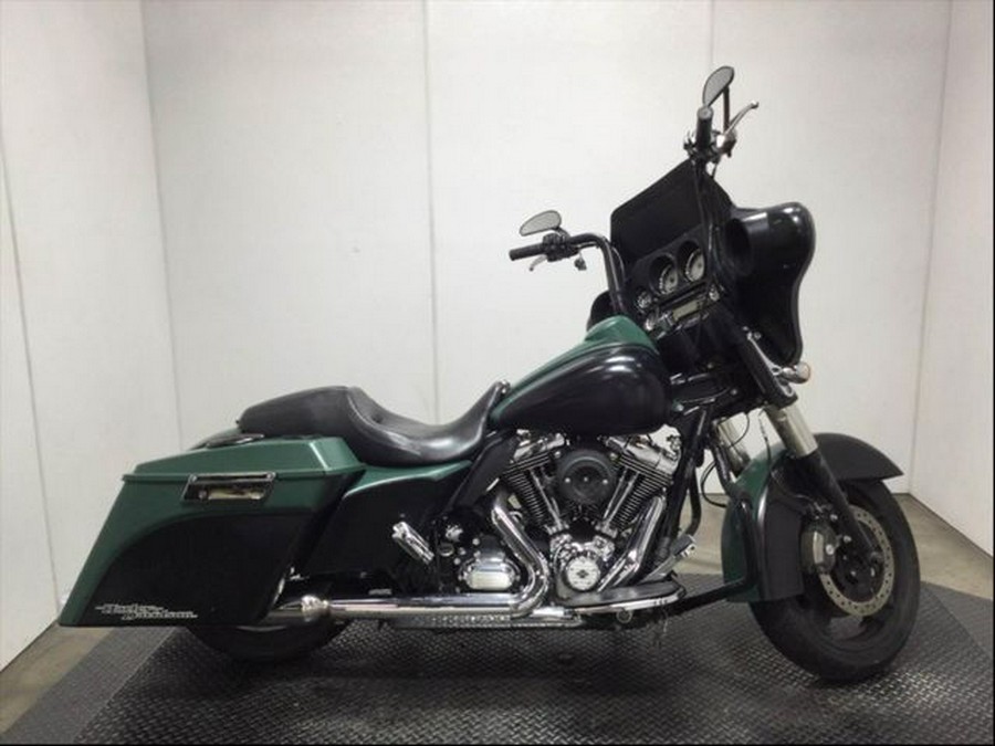 2012 Harley-Davidson Street Glide Base