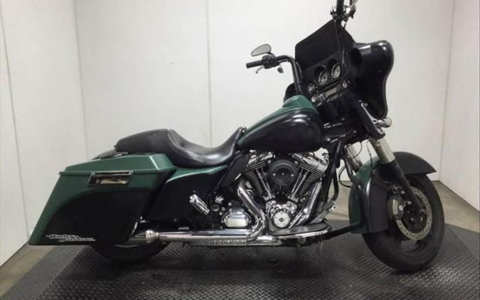 2012 Harley-Davidson Street Glide Base