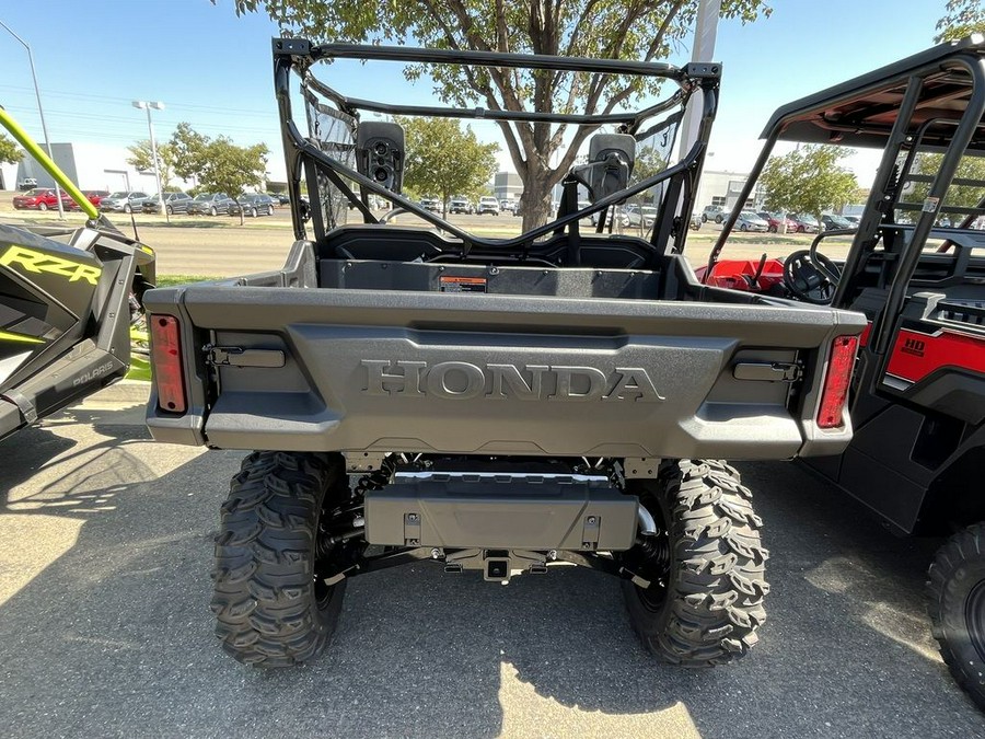 2024 Honda® Pioneer 1000 Deluxe