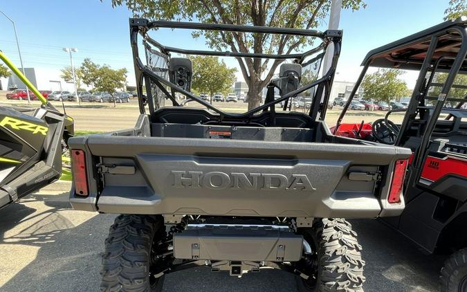 2024 Honda® Pioneer 1000 Deluxe