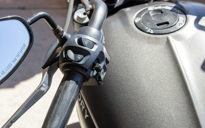 2015 VICTORY GUNNER