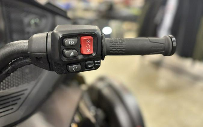 2025 Can-Am Spyder RT Limited Dark Wheels