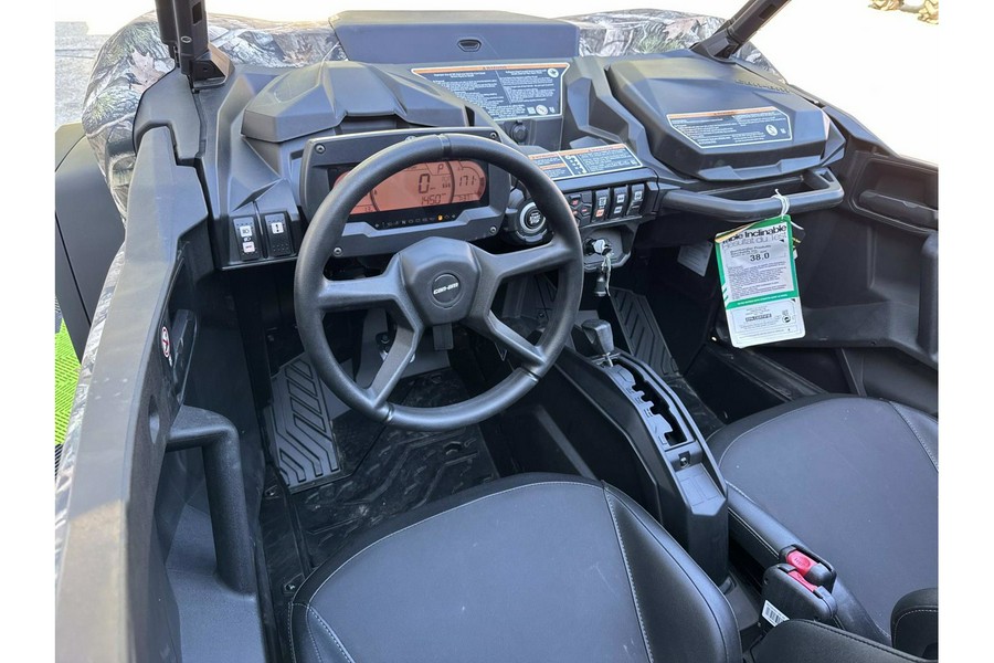 2024 Can-Am COMMANDER MAX XMR 64 1000R