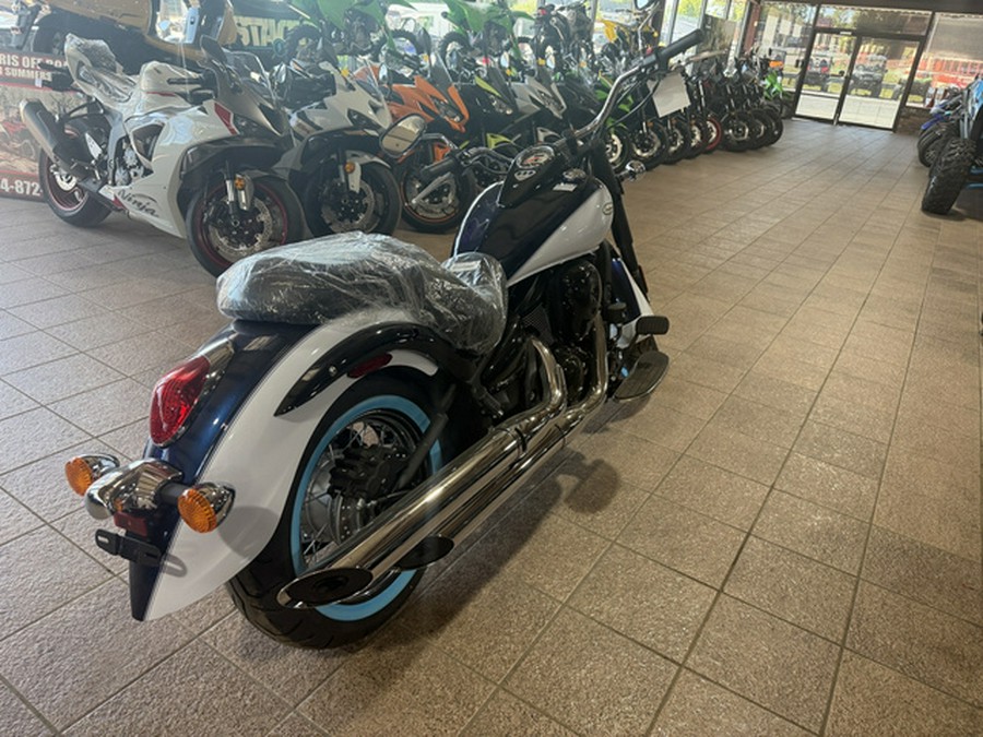 2026 Kawasaki Vulcan 900 Classic