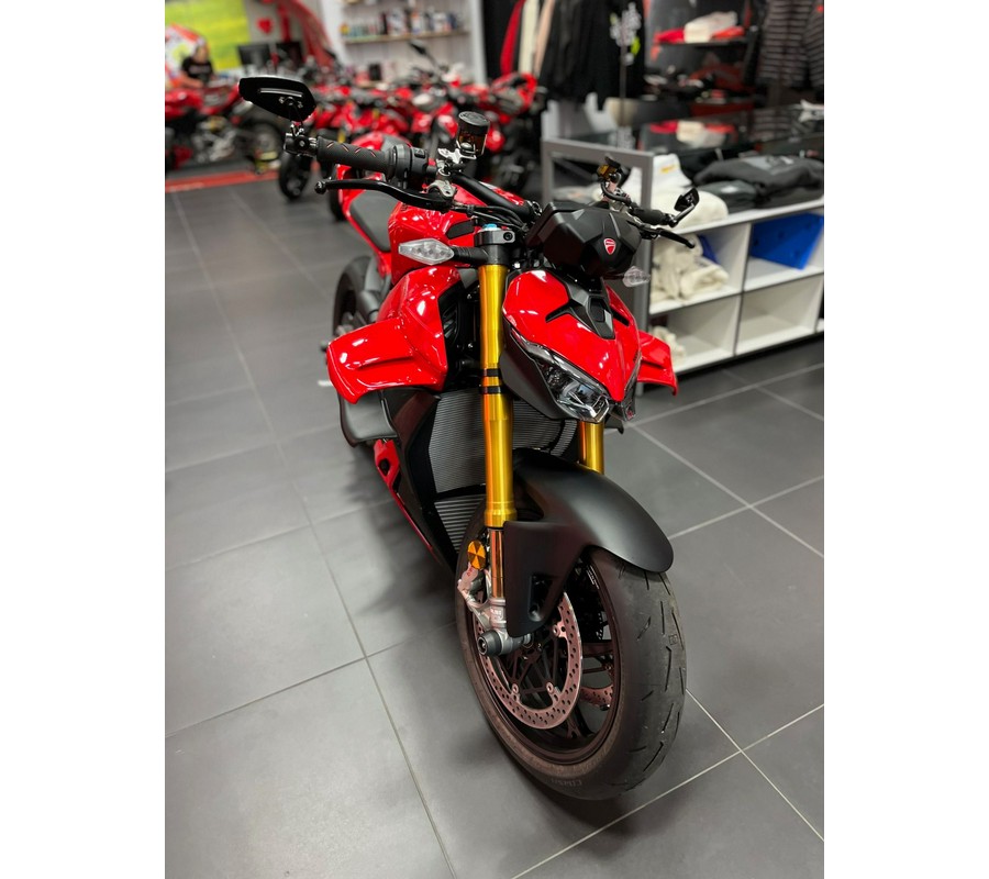2026 Ducati Streetfighter V4 S