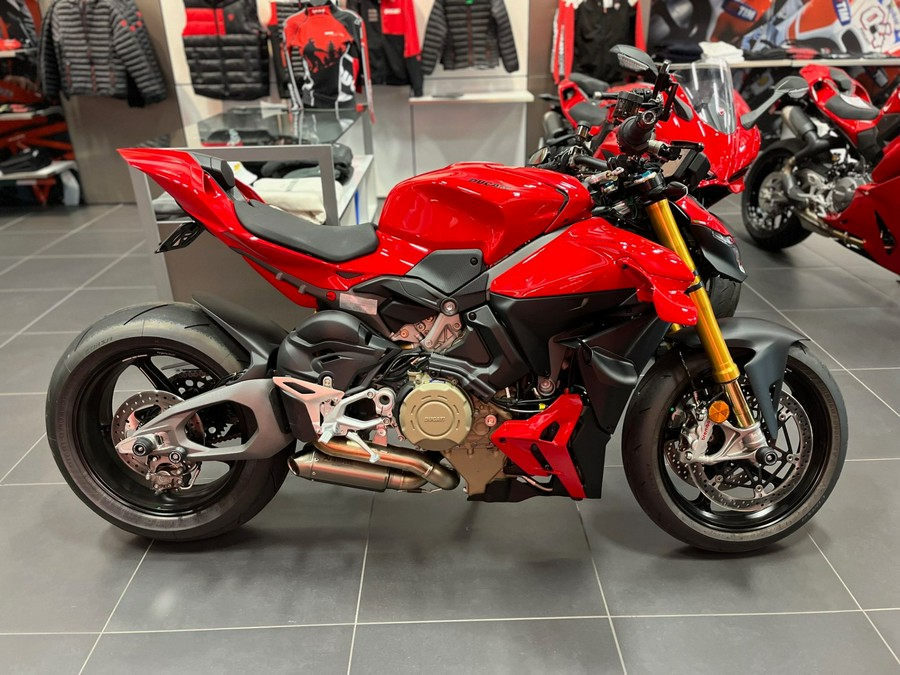2026 Ducati Streetfighter V4 S