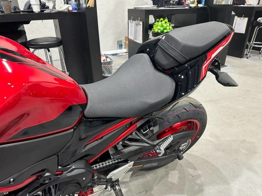 2024 Kawasaki Z900 ABS Candy Persimmon Red/Ebony