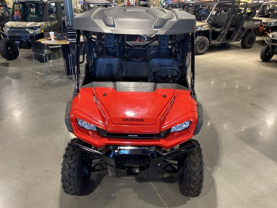 2023 Honda® Pioneer 1000-6 Deluxe Crew