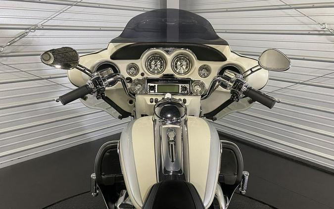 2008 Harley-Davidson® FLHTCUSE3 - CVO™ Ultra Classic® Screamin' Eagle® Electra Glide®