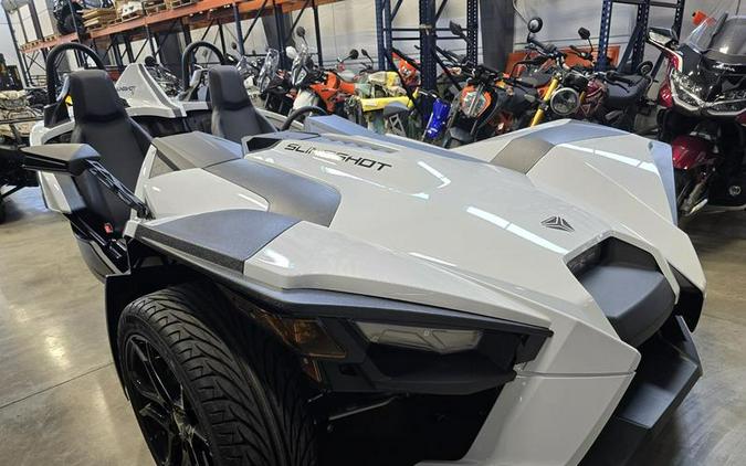 2024 Polaris Slingshot® SLINGSHOT S MANUAL