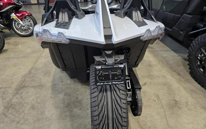 2024 Polaris Slingshot® SLINGSHOT S MANUAL