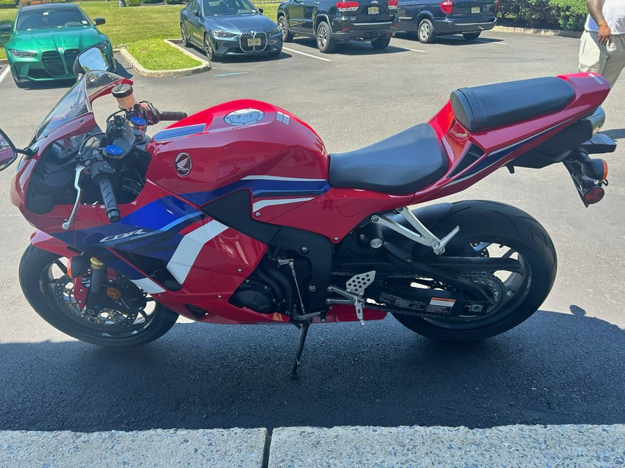 2024 Honda CBR600RR Base