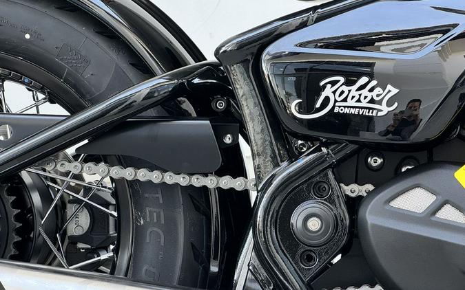 2026 Triumph Bonneville Bobber Jet black