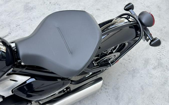 2026 Triumph Bonneville Bobber Jet black