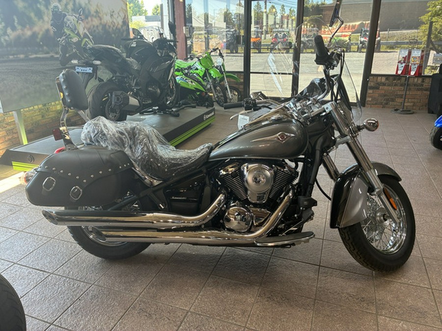 2026 Kawasaki VN900DTFNL