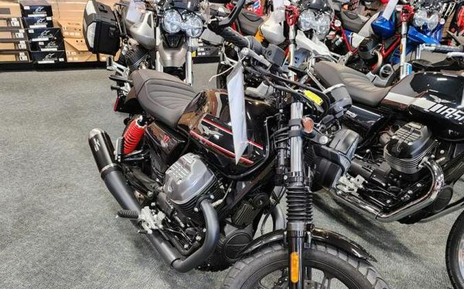 2023 Moto Guzzi V7 Stone Special Edition First Look