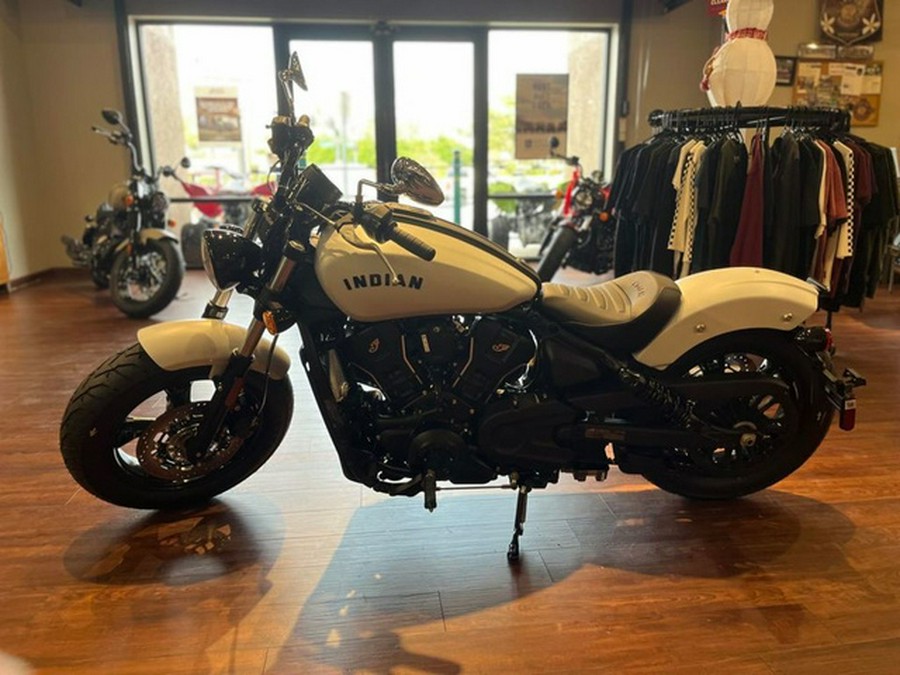 2025 Indian Scout Sixty Bobber Limited Ghost White Metallic S