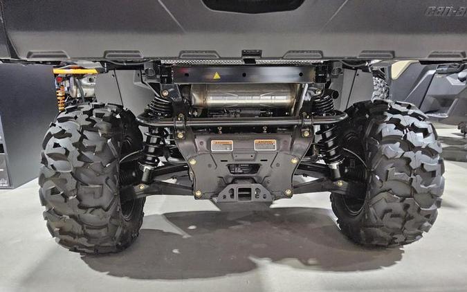 2025 Can-Am® Defender DPS HD9 Stealth Black