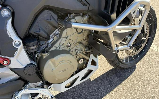 2022 Ducati Multistrada V4S Aviator Grey / Spoked Wheels