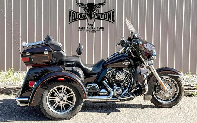 2011 Harley-Davidson® Tri Glide™ Ultra Classic® Two-Tone Merlot Sunglo/Vivid Black