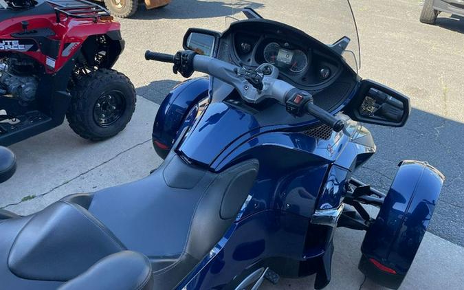 2010 Can-Am Spyder Roadster RT