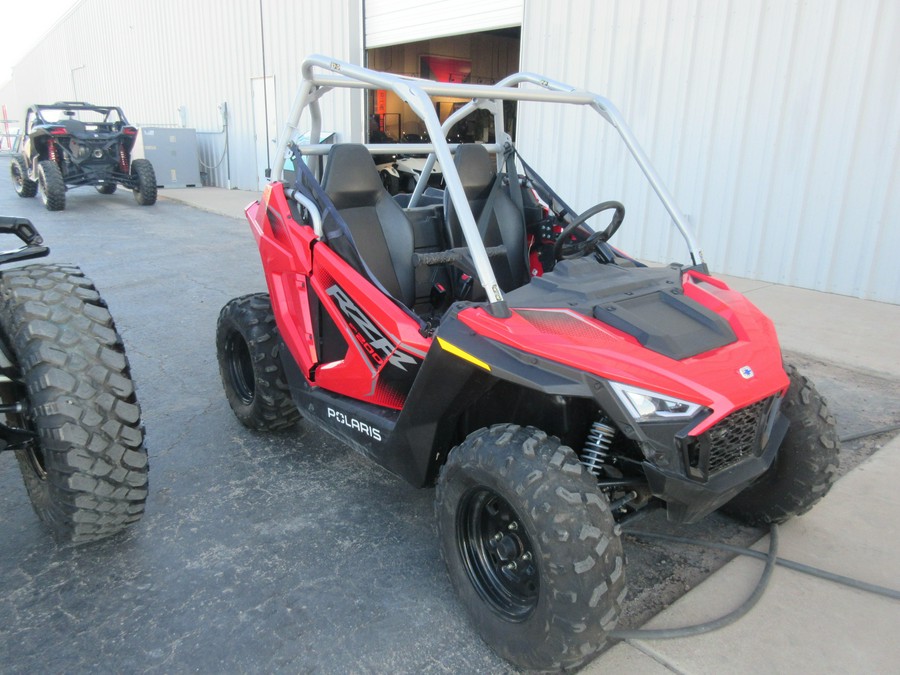 2026 POLARIS RZR 200 EFI