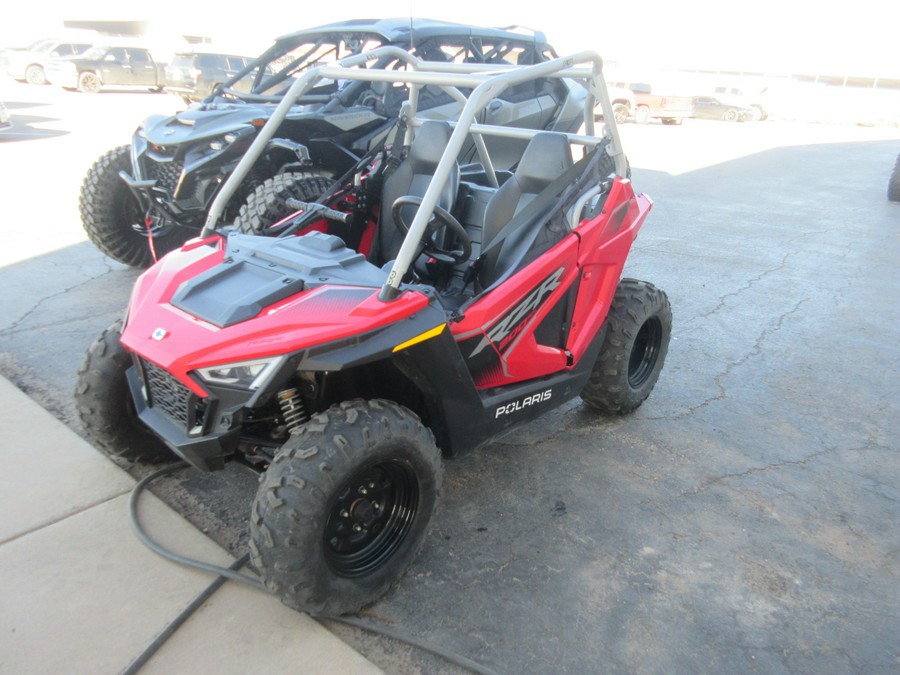 2026 POLARIS RZR 200 EFI