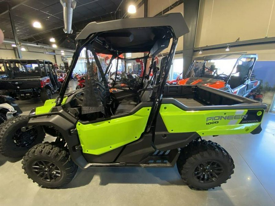 2023 Honda® Pioneer 1000 Deluxe