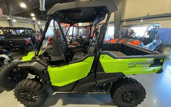 2023 Honda® Pioneer 1000 Deluxe