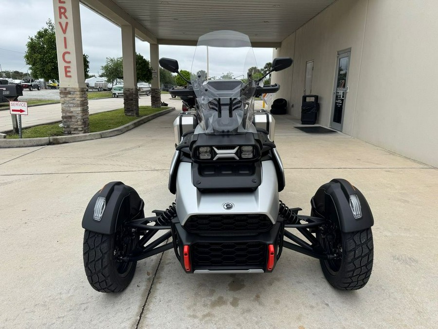 2025 Can-Am Canyon XT