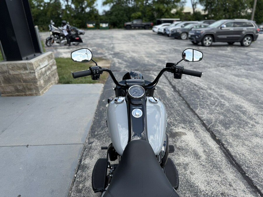 2024 Harley-Davidson Freewheeler