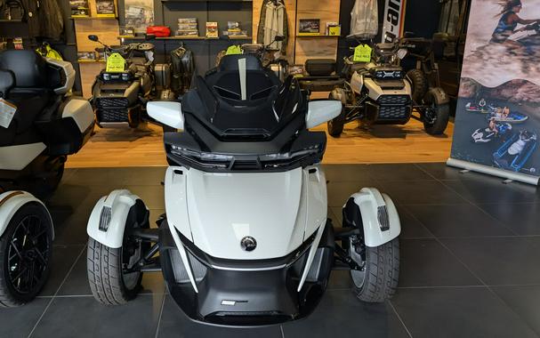 2026 Can-Am RD SPYDER RT LTD 1330 SE6 WH 26 Base