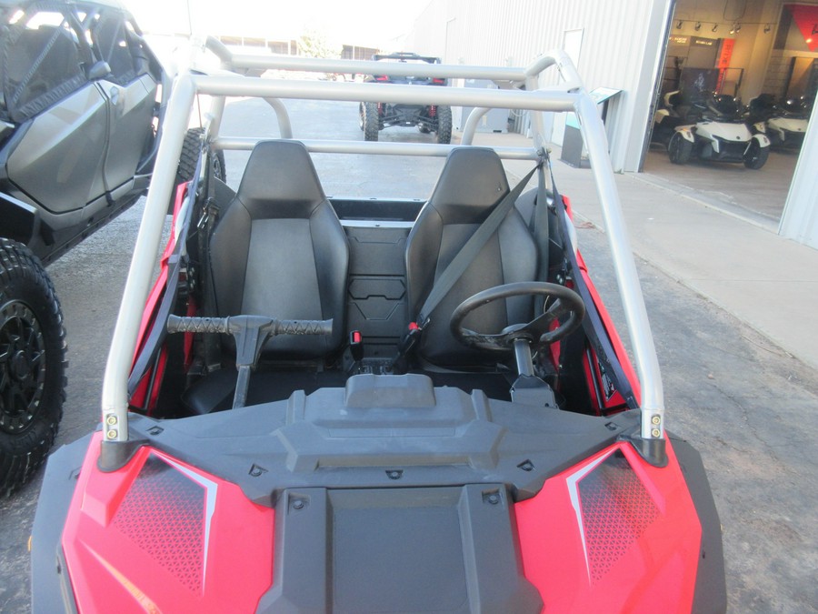 2026 POLARIS RZR 200 EFI