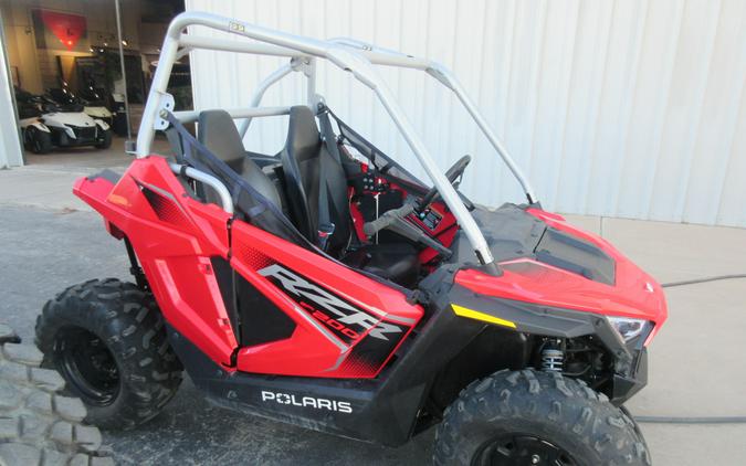 2026 POLARIS RZR 200 EFI