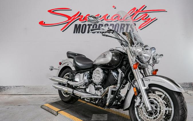 2004 Yamaha V Star® 1100 Classic