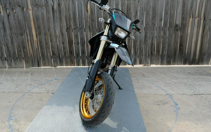 2018 SUZUKI DRZ400SM